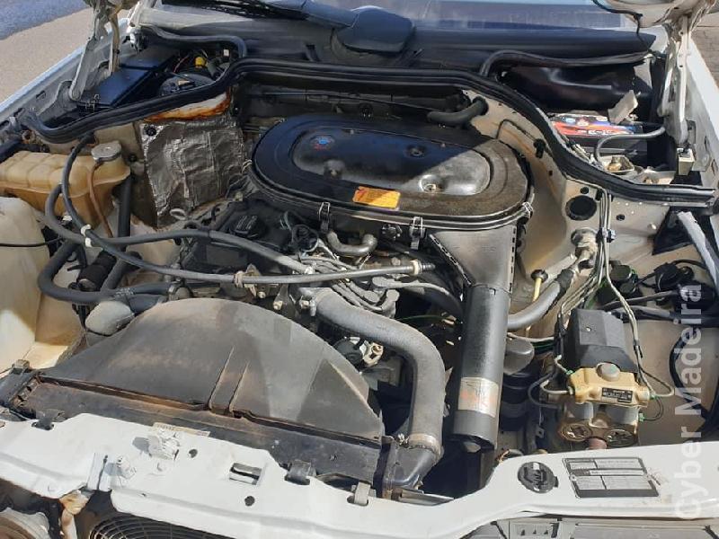 MERCEDES E 200 Gasolina