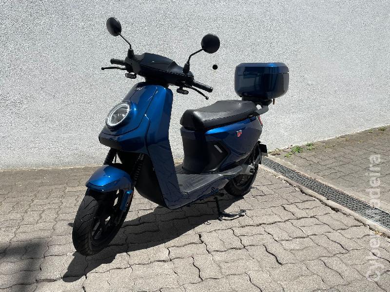 Outras 25 125 cc Scooter