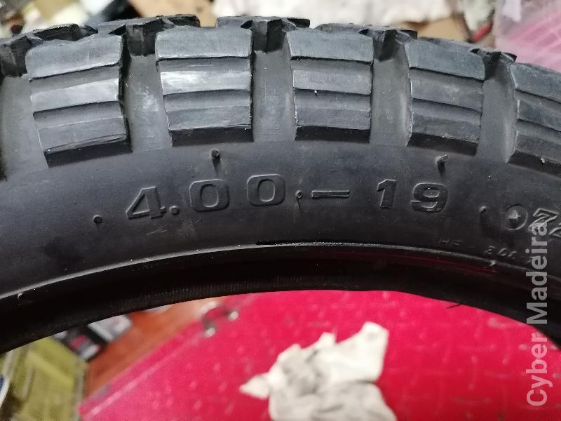 Pneu 4.19
