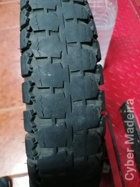 Pneu usado 4.18