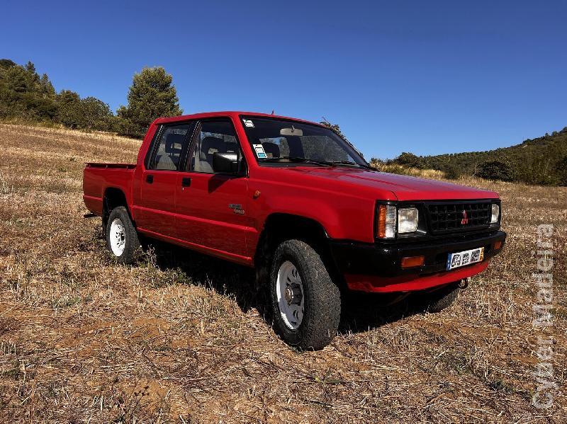MITSUBISHI L200 2.5 TD Gasóleo
