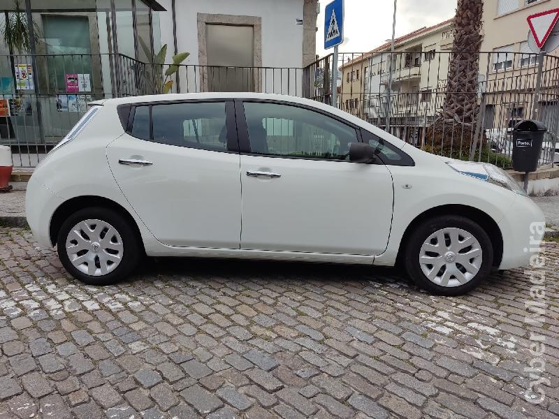 NISSAN LEAF Eletrico Eléctrico