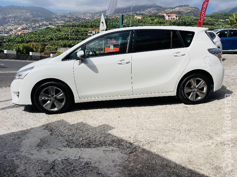 TOYOTA COROLLA VERSO Gasóleo