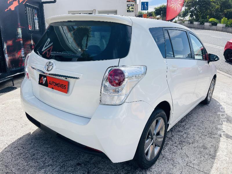 TOYOTA COROLLA VERSO Gasóleo