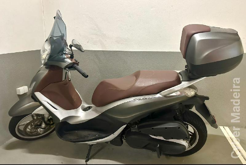 Piaggio 208 350cc Scooter