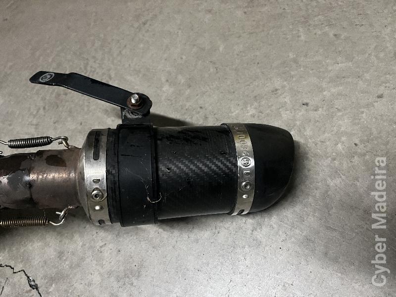 Escape Honda CB650F