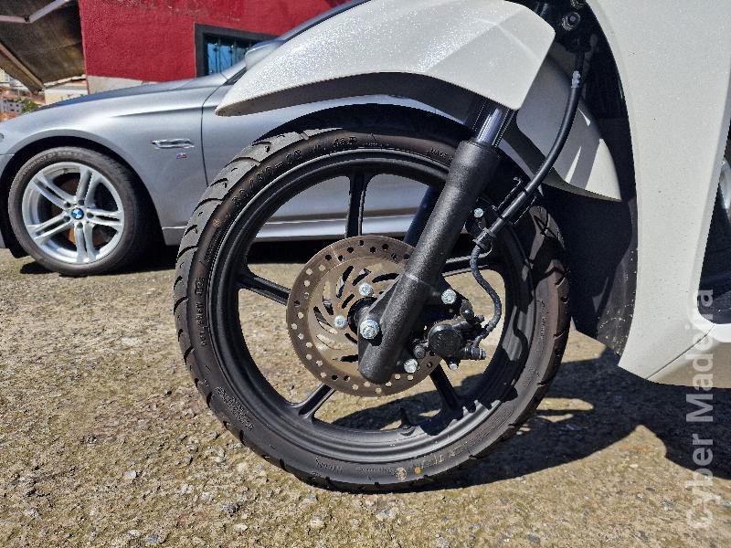 Honda 225 110 cc Scooter