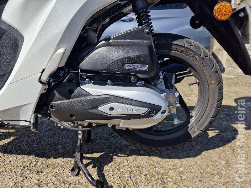 Honda 225 110 cc Scooter