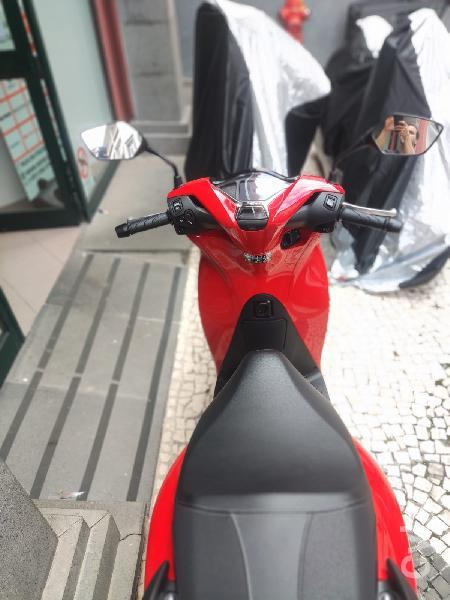 Honda 25 125 cc Scooter
