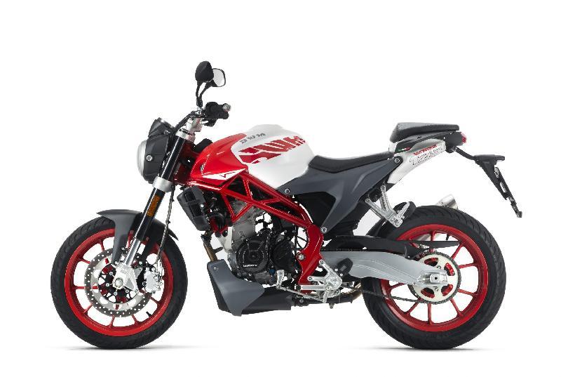 Outras 25 125 cc Sport, turismo