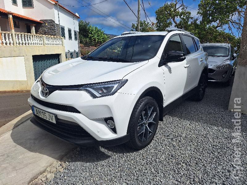 TOYOTA RAV4 2WD 2.0 D4-D Gasóleo 