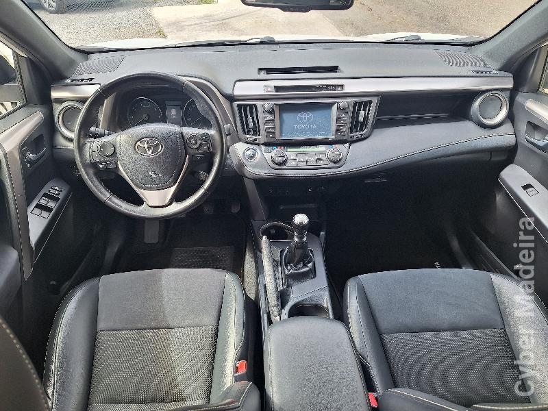 TOYOTA RAV4 2WD 2.0 D4-D Gasóleo 