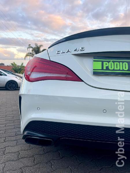 MERCEDES CLA AMG 45 Gasolina