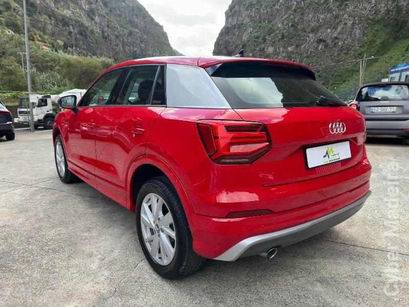AUDI Q2 1600 Gasóleo