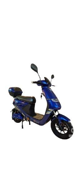 AJP 32 1.000 cc Scooter