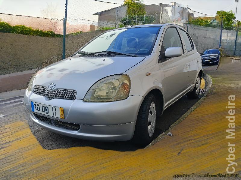 TOYOTA YARIS 1.0 Gasolina