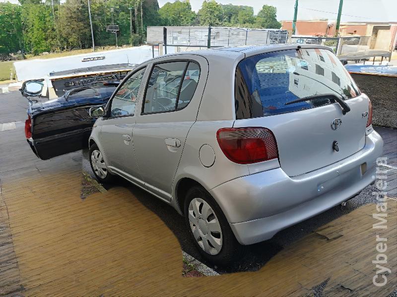 TOYOTA YARIS 1.0 Gasolina