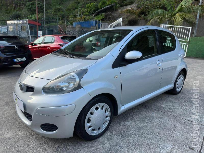 TOYOTA AYGO 1000 Gasolina