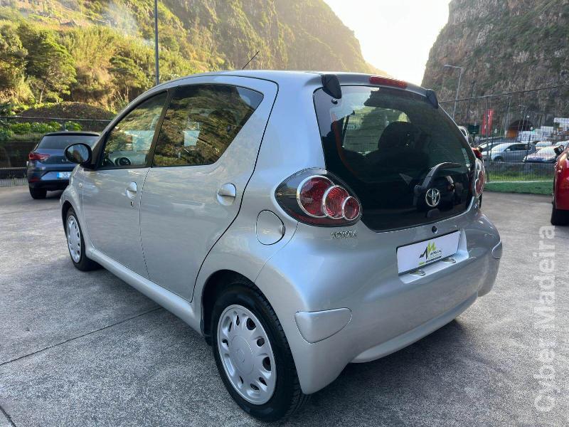 TOYOTA AYGO 1000 Gasolina