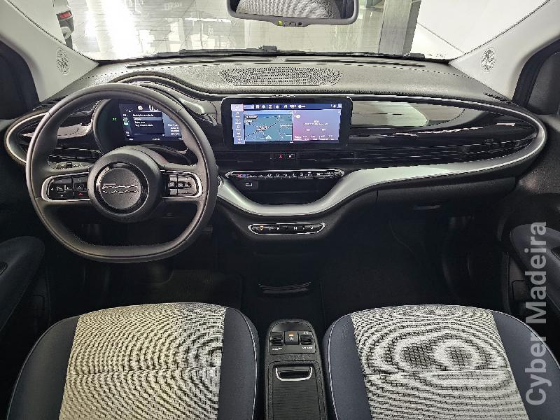 FIAT 500 E ICON ((( BATERIA PRÓPRIA ))) Eléctrico 