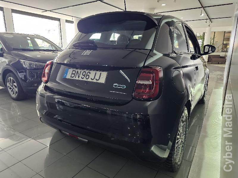 FIAT 500 E ICON ((( BATERIA PRÓPRIA ))) Eléctrico 