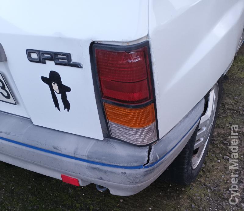 OPEL CORSA JOY 1.4 Gasolina