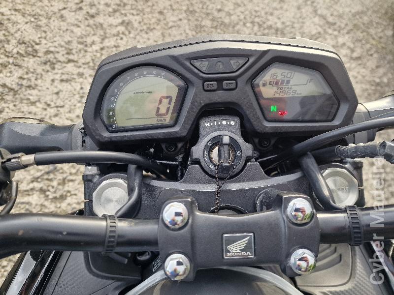 Honda 37 650 cc Sport, turismo