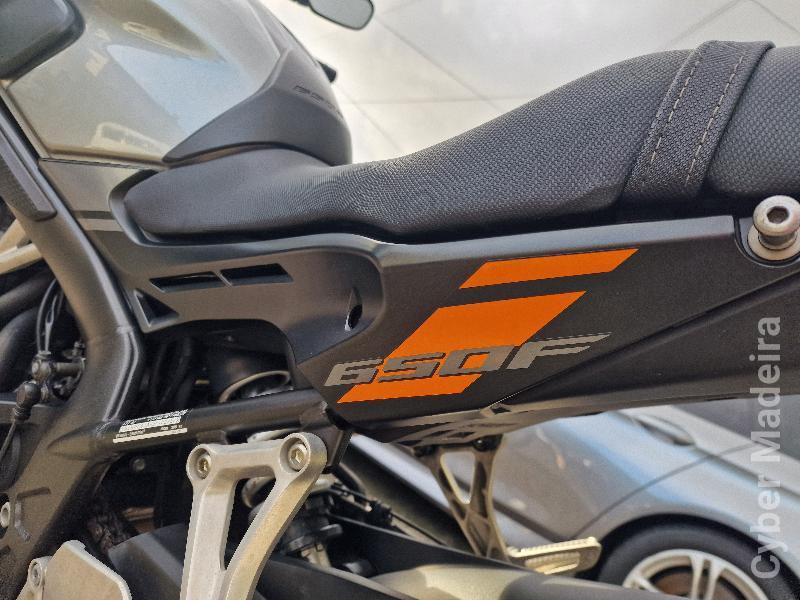 Honda 37 650 cc Sport, turismo
