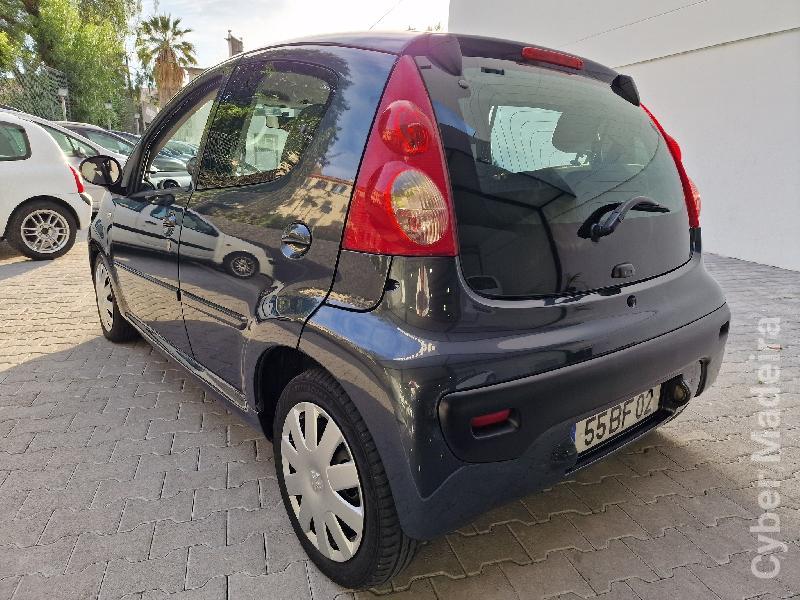 PEUGEOT 107 1.0CC Gasolina