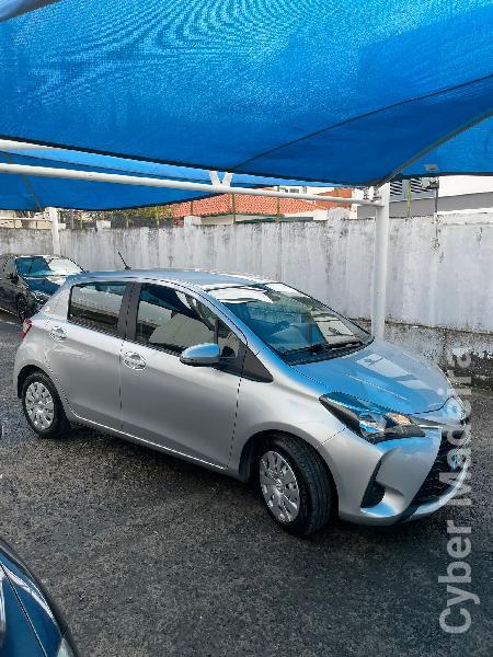 TOYOTA YARIS  1.4 D-4D  Gasóleo