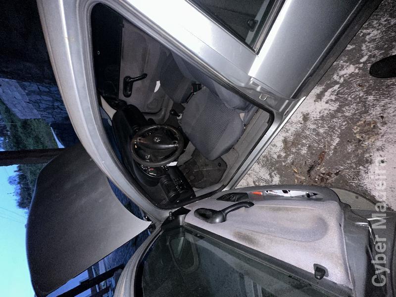OPEL CORSA 1.2 16v  Gasolina