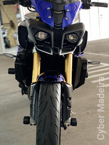 Yamaha 32 1.000 cc Supermoto