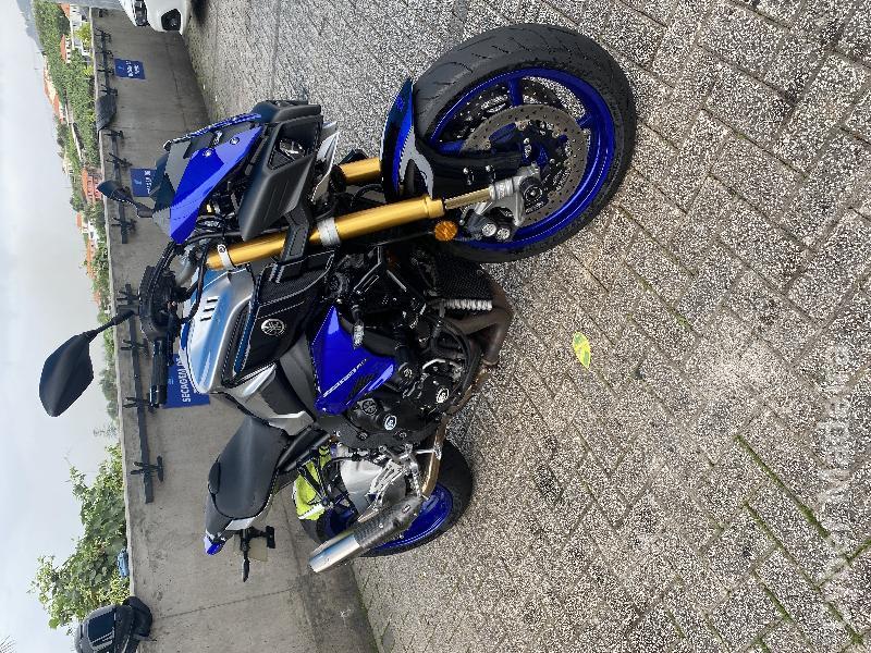 Yamaha 32 1.000 cc Supermoto