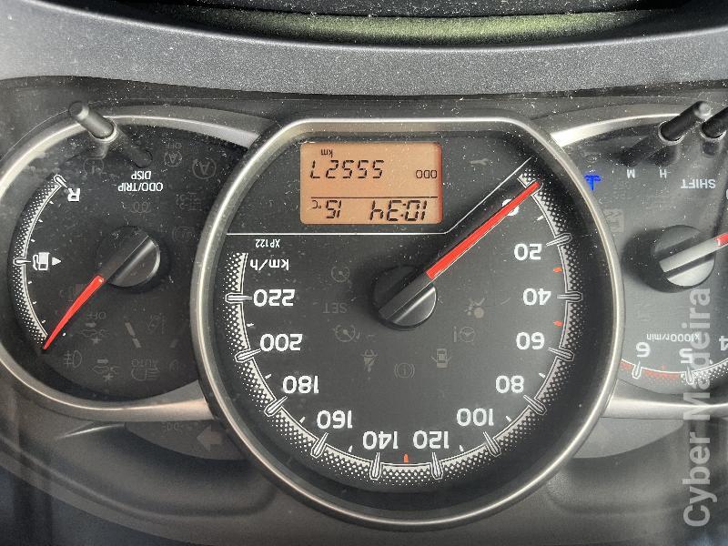 TOYOTA YARIS 1.4 D4D Gasóleo