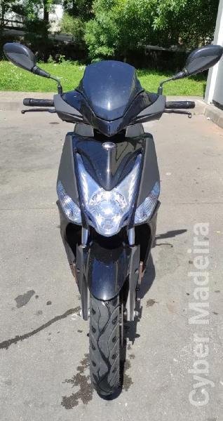 Kymco 25 125 cc Scooter