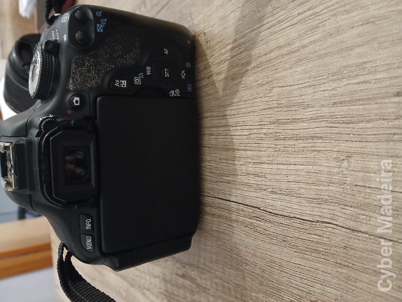 Vendo canon 600D Canon