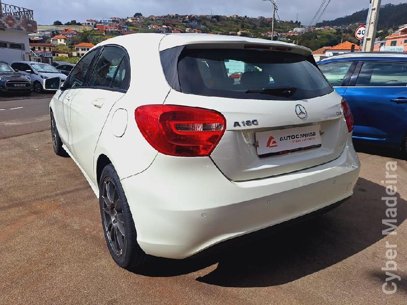 MERCEDES A 180D Gasóleo