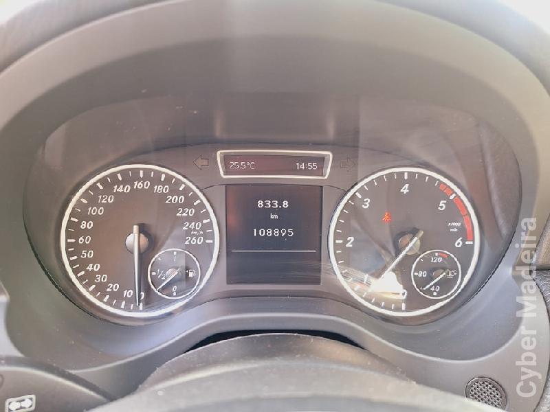 MERCEDES A 180D Gasóleo