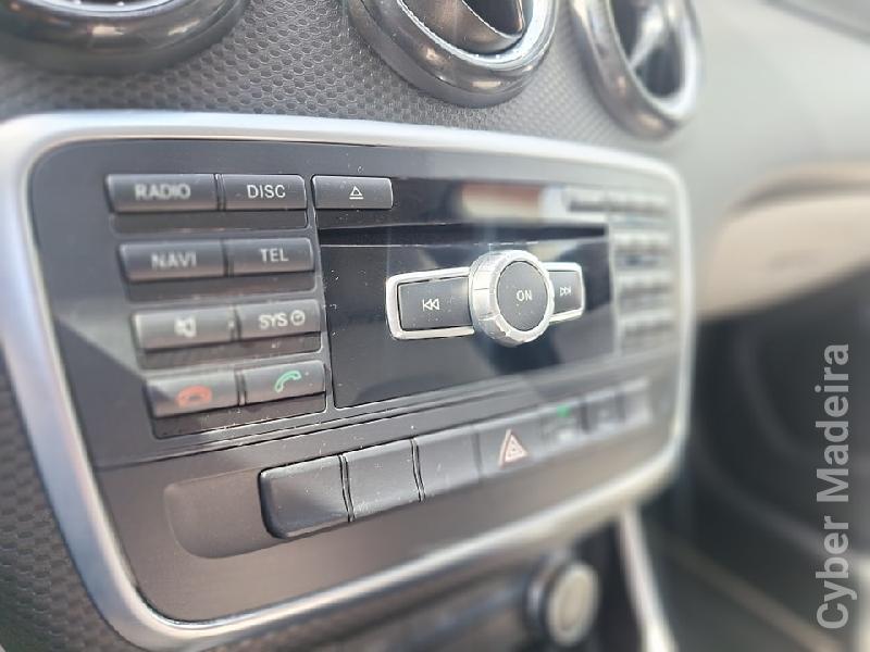 MERCEDES A 180D Gasóleo