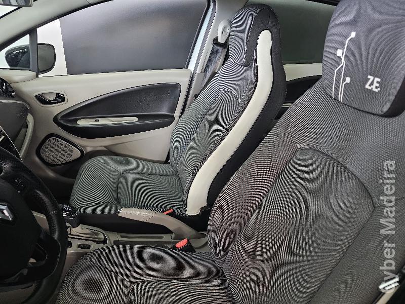 RENAULT ZOE INTENS ((( BATERIA PRÓPRIA ))) Eléctrico