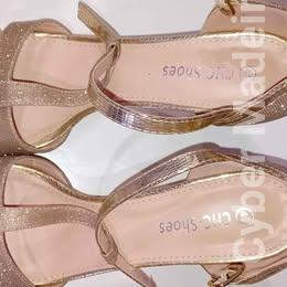 sapatos salto 41