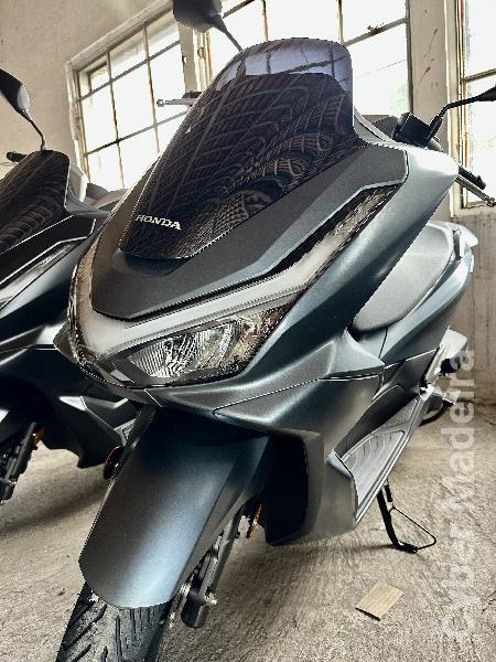 Honda 25 125 cc Scooter