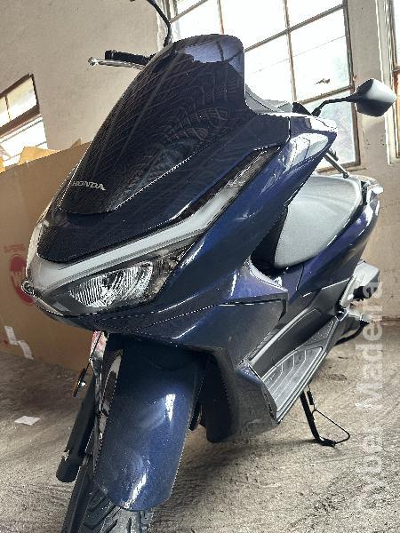 Honda 25 125 cc Scooter