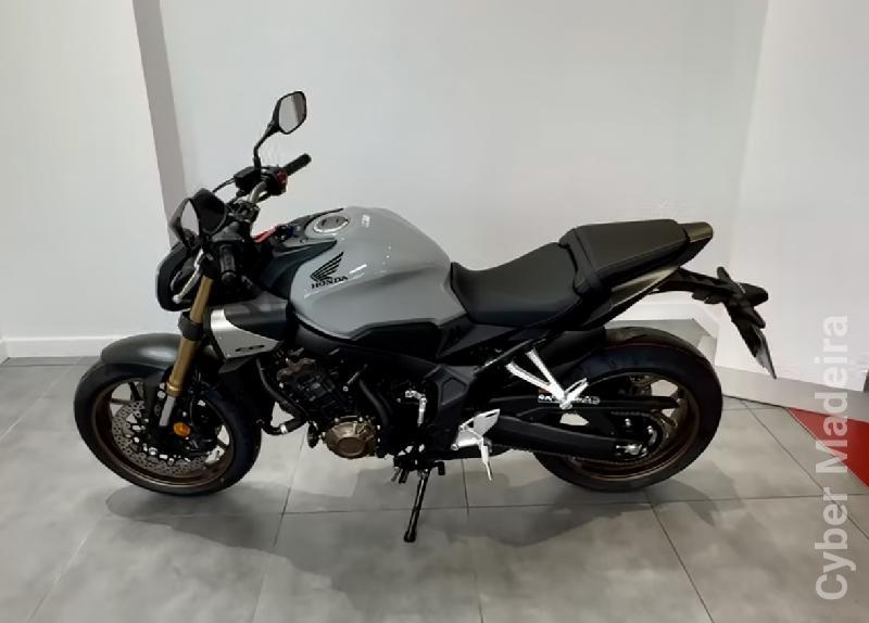 Honda 37 650 cc Supersport