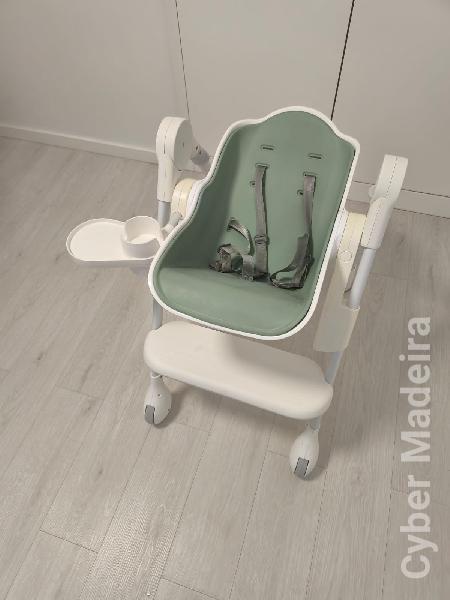 Cadeira de alimentação (Bébé)