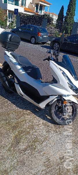 Honda 25 125 cc Scooter