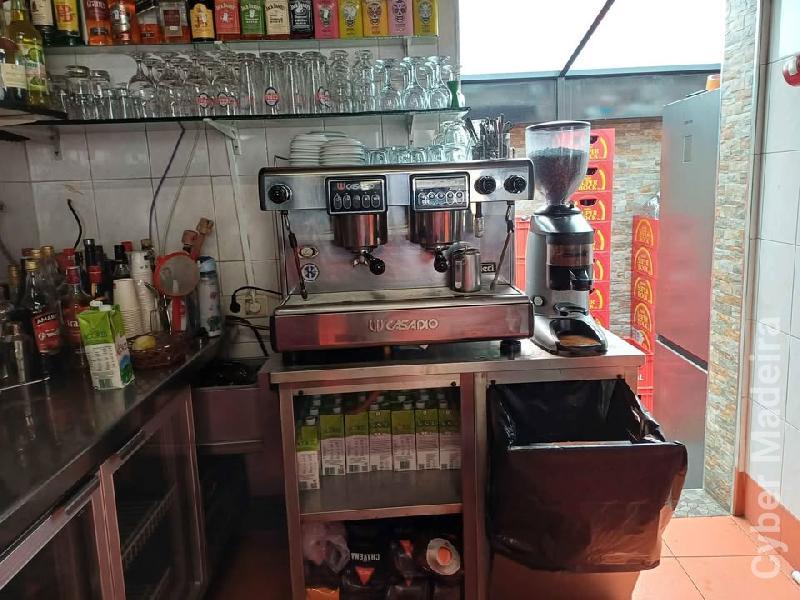 MAQUINA DE CAFÉ AUTOMATICA