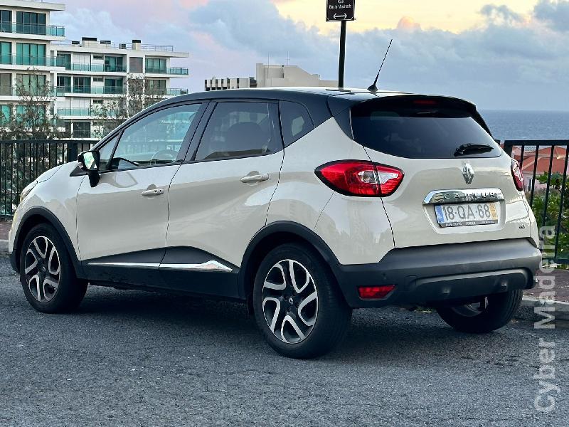 RENAULT CAPTUR Intens Gasóleo