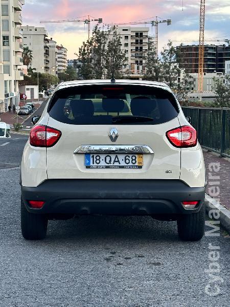 RENAULT CAPTUR Intens Gasóleo