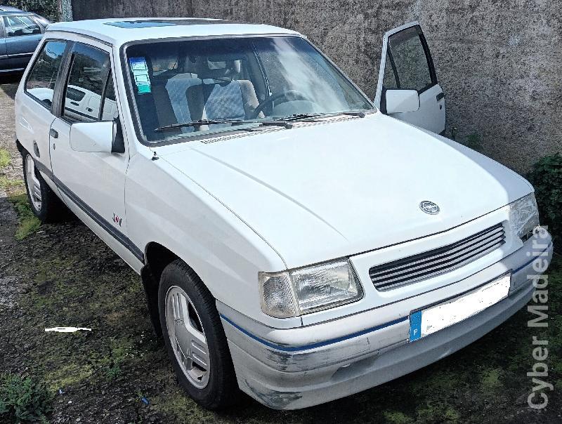OPEL CORSA JOY 1.4 Gasolina